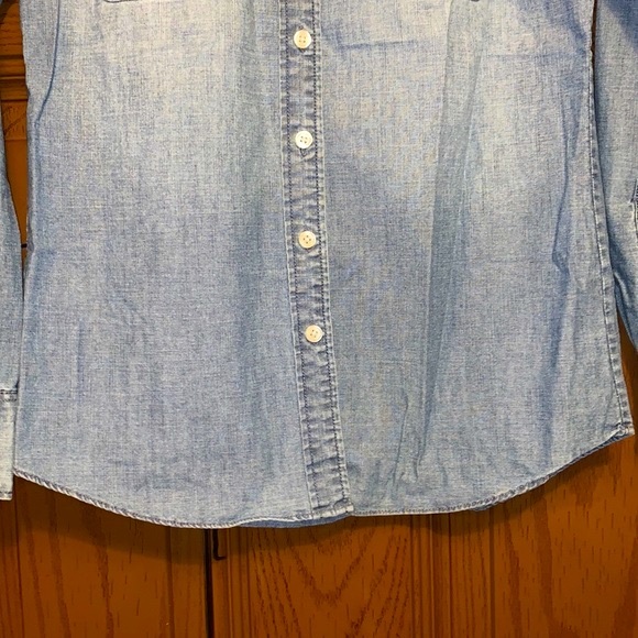 J. Crew The Perfect Shirt Chambray Ombré Blue Button Down Shirt - Picture 10 of 16